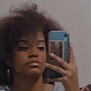 Meet your Posher, Nilajah